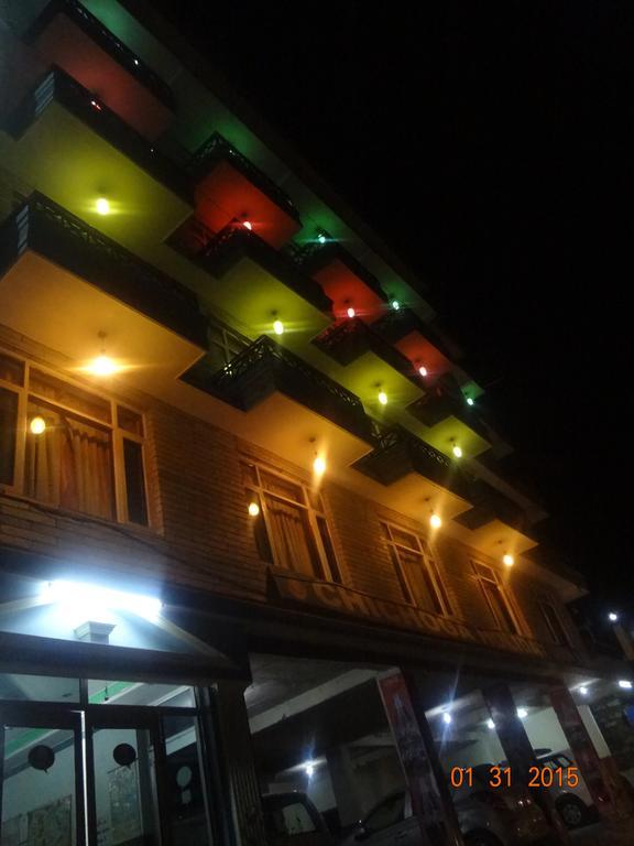 Chichoga Holiday Inn Manali  Exterior photo